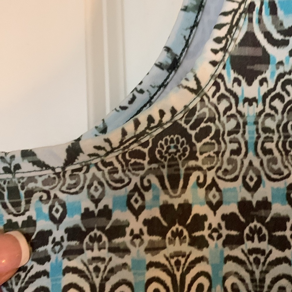 Tank Top - Picture 3 of 4